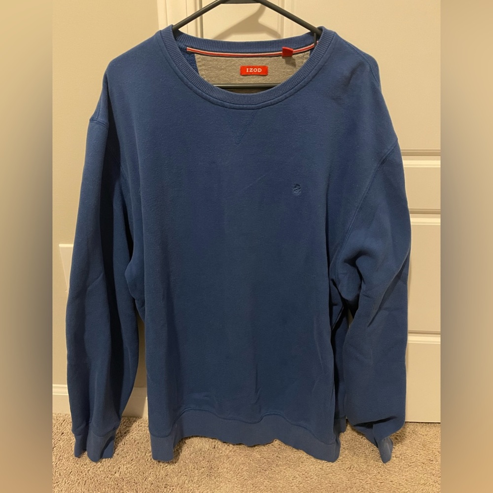 Izod swestshirt